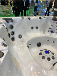 Бассейн спа Vita Spa Riviera